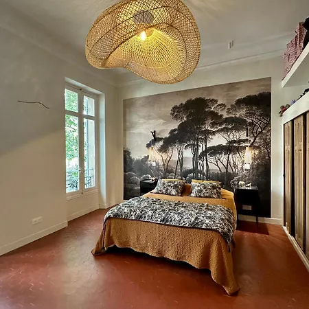 Divine Idylle Luxe 3 Chambres, Terrasse 130m2, Jacuzzi, Clim Plein Centre