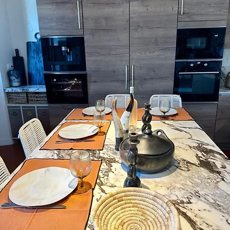 Divine Idylle Luxe 3 Chambres, Terrasse 130m2, Jacuzzi, Clim Plein Centre * Экс-ан-Прованс