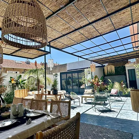 Апартаменты Divine Idylle Luxe 3 Chambres, Terrasse 130m2, Jacuzzi, Clim Plein Centre